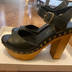 Great condition mimosa heels!